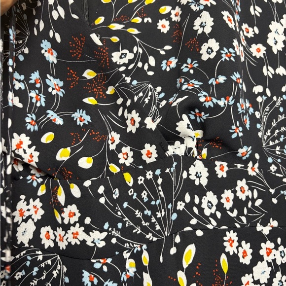 Parker Black and White Flutter Sleeve V-Neck w/ Tie Tiered Mini Dress. Back Zip - Picture 3 of 16